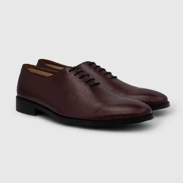 Marron color genuine leather wholecut shoes