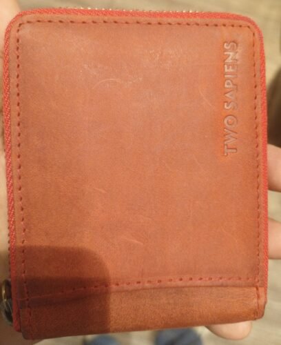 Ember Wallet – Crimson Red photo review